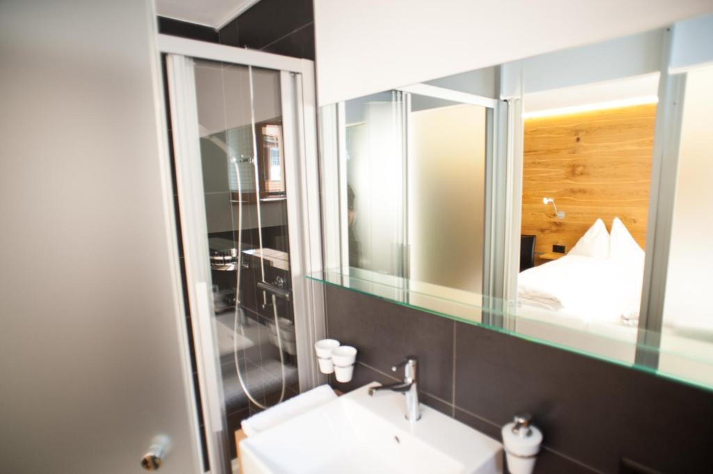 Elite Alpine Lodge - Apart & Breakfast Saas Fee Quarto foto